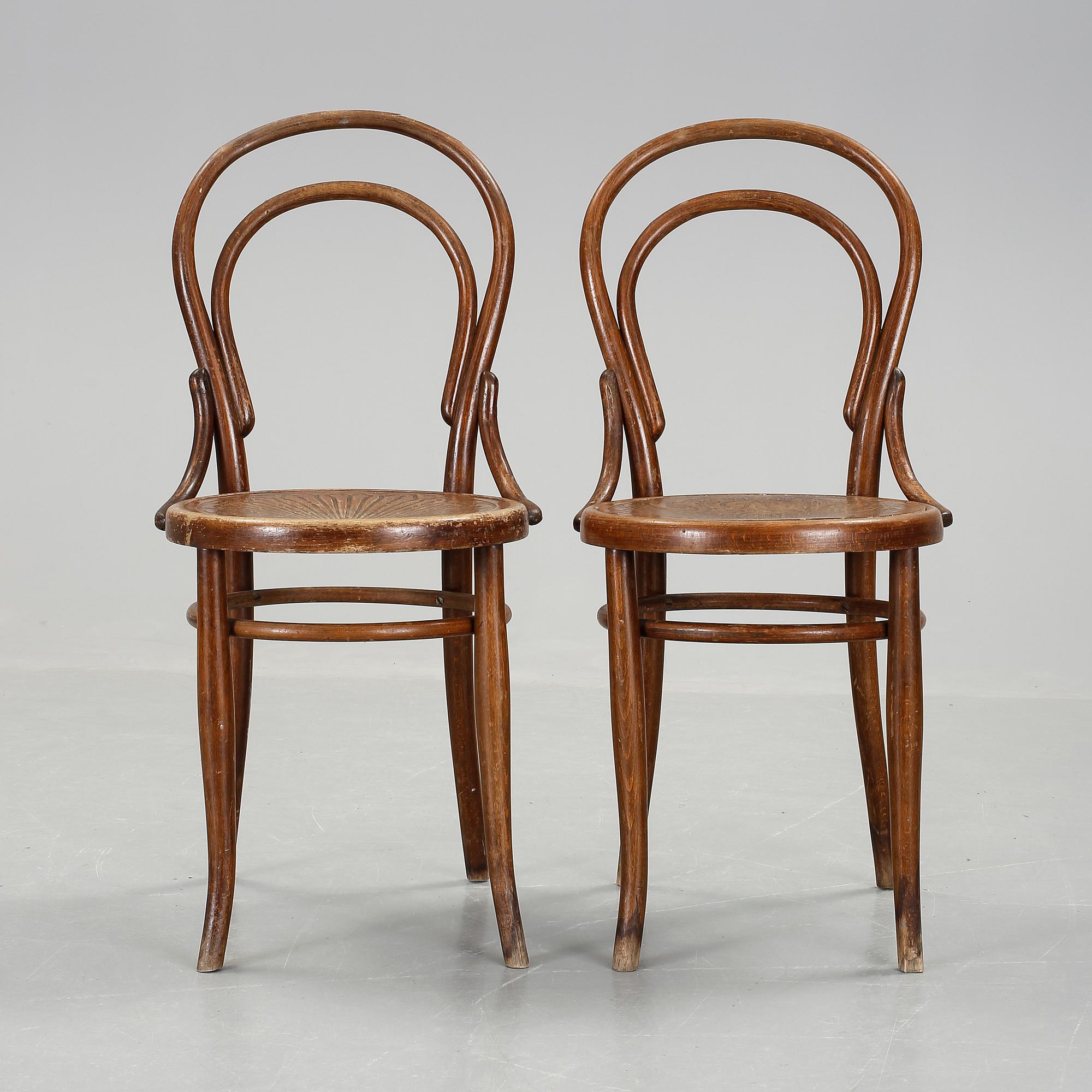 KARMSTOLAR, ett par, Thonet. 1900-talets första hälft.