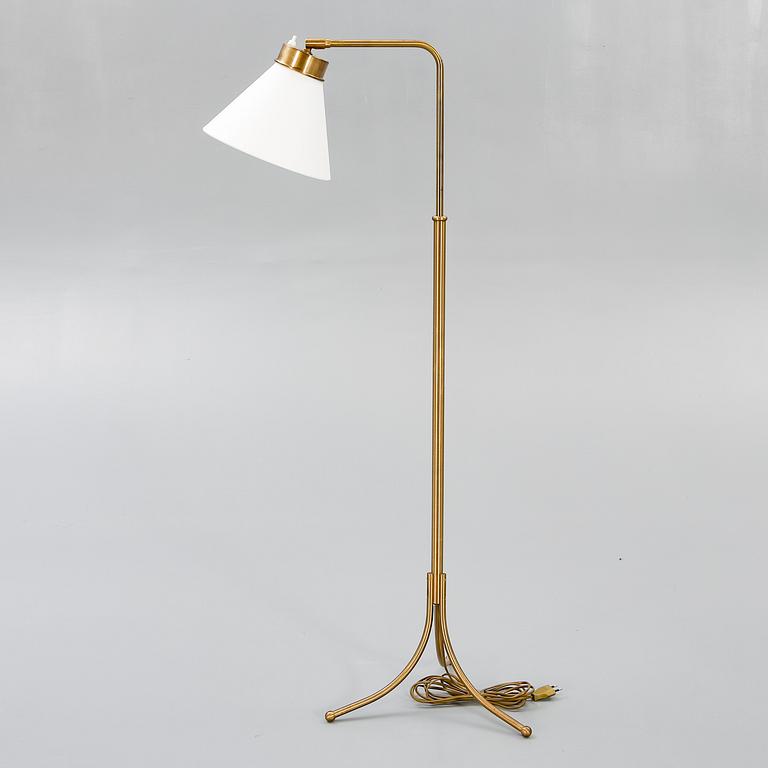 Josef Frank, a brass flor lamp nr 1842.