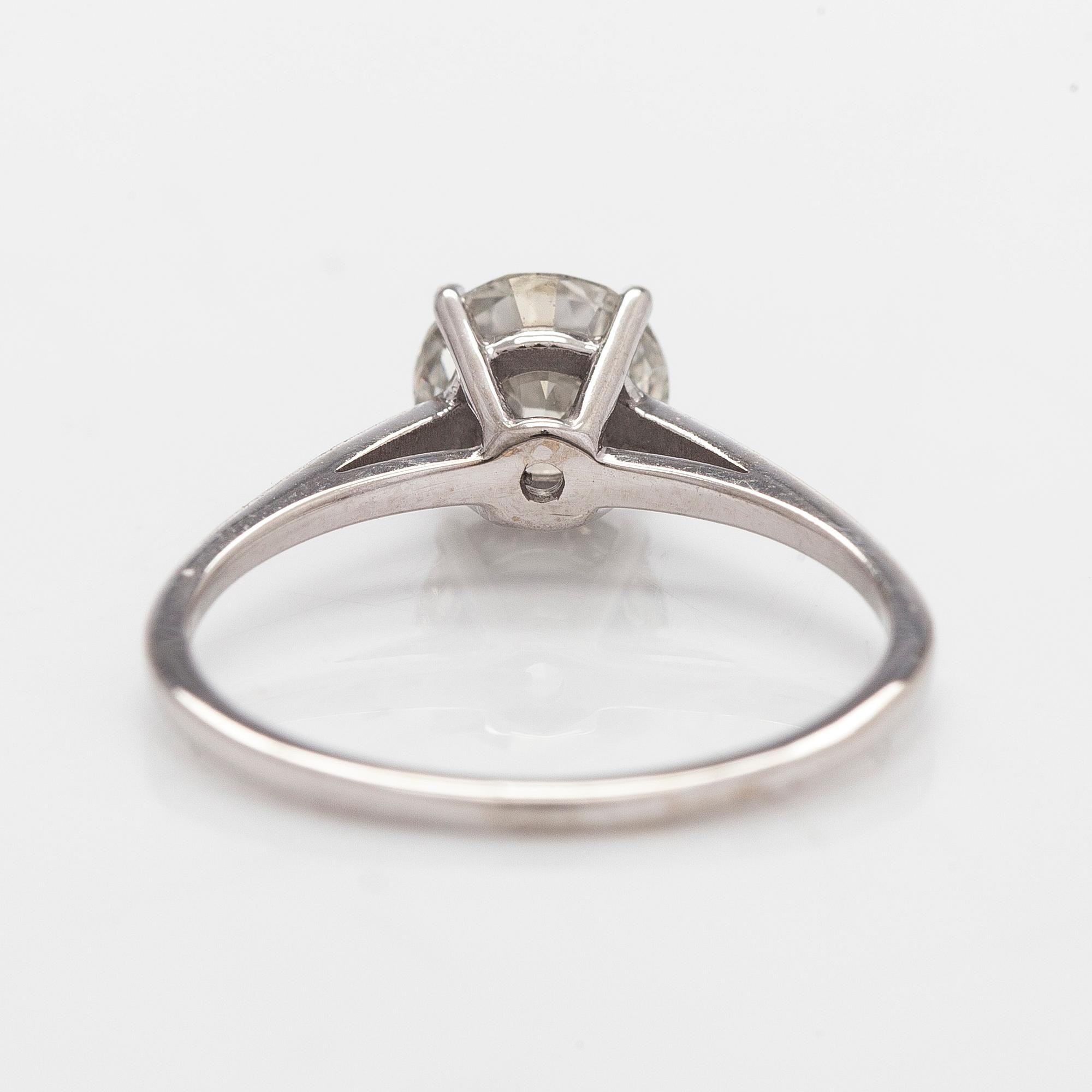 Sormus, briljanttihiottu timantti, 14K valkokulta.