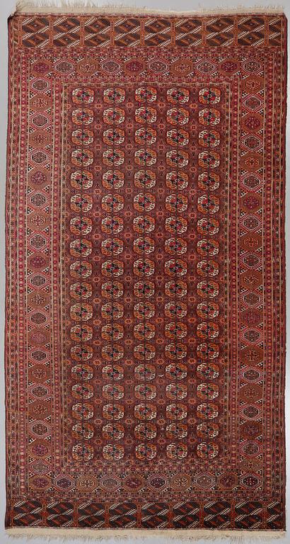 MATTA, Bochara, semiantik, ca 385 x 240 cm.