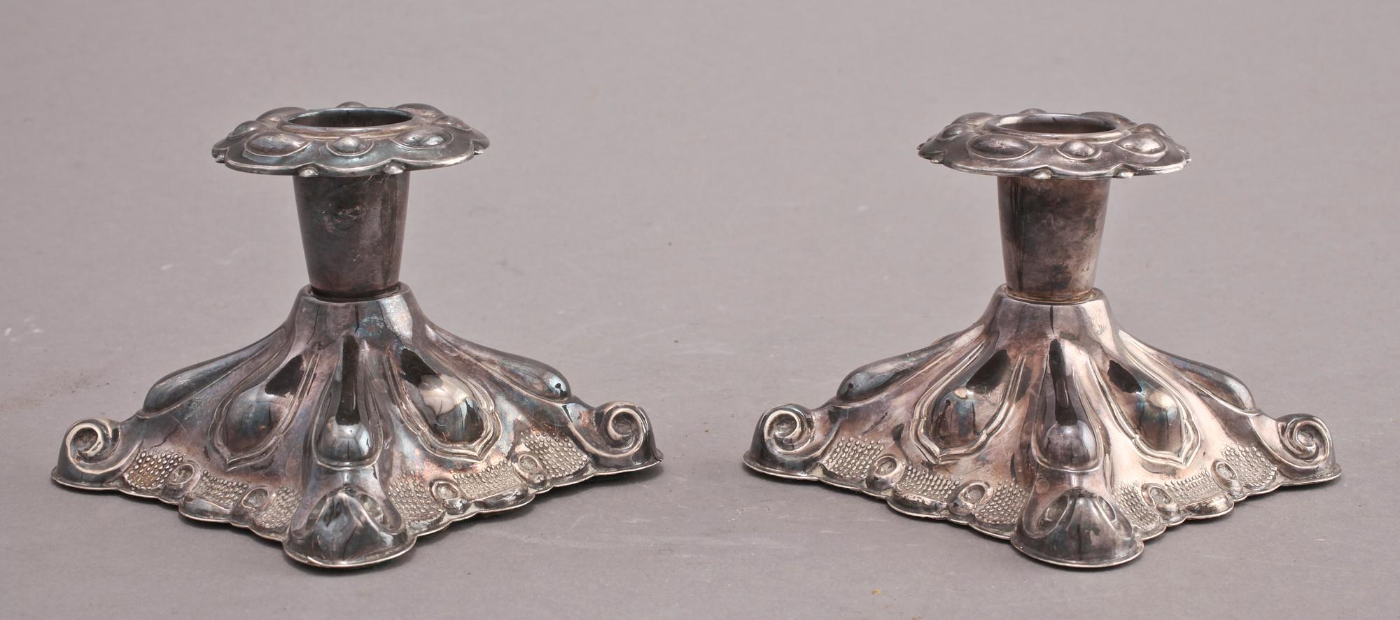 LJUSSTAKAR, ett par, silver, 1900-tal.