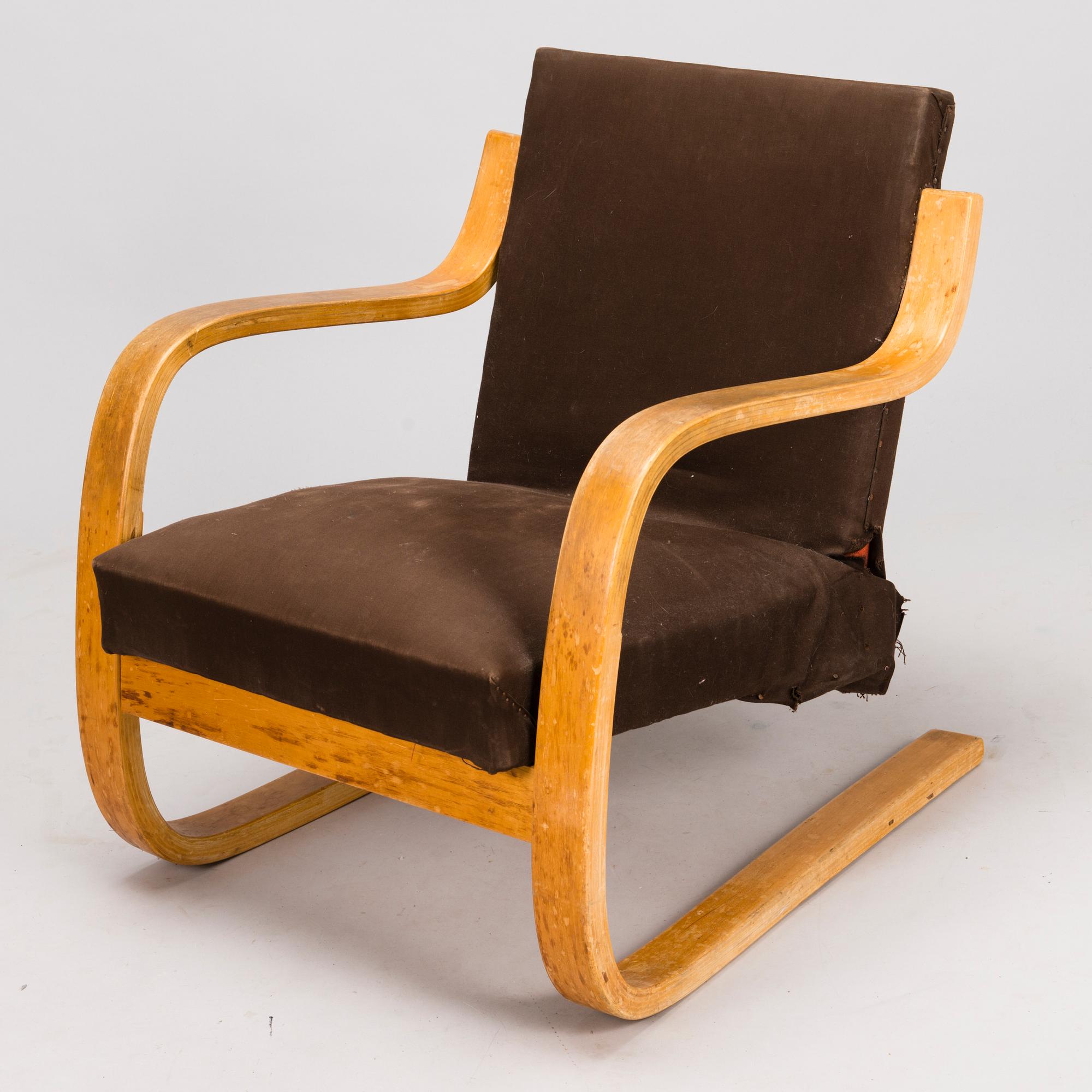 ALVAR AALTO, A late 1940s '34/402' armchair for  O.Y. Huonekalu- ja Rakennustyötehdas A.B. Finland.