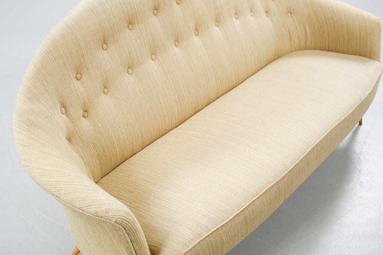 A sofa designed by Kerstin Hörlin-Holqvist, NK, the middel of the 20th century.