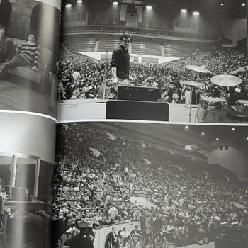 Gered Mankowitz, Photo book, "The Rolling Stones-Out of Their Heads, Photos 1965-67/ 1982 Volumes 1 & 2", Schwarzkopf & Schwarzkopf, 2005.