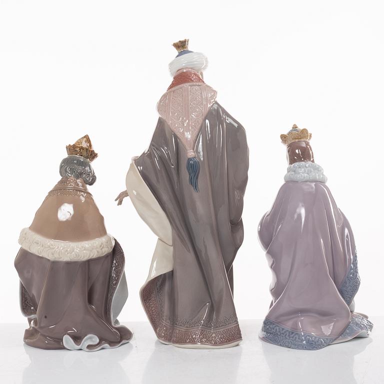 Lladró, figuriner, 4 st, "Holy family", samt "Three Kings", Spanien.
