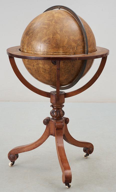 HIMMELSGLOB. NEWTON'S NEW & IMPROVED CELESTIAL GLOBE. England, 1800-talets första hälft.