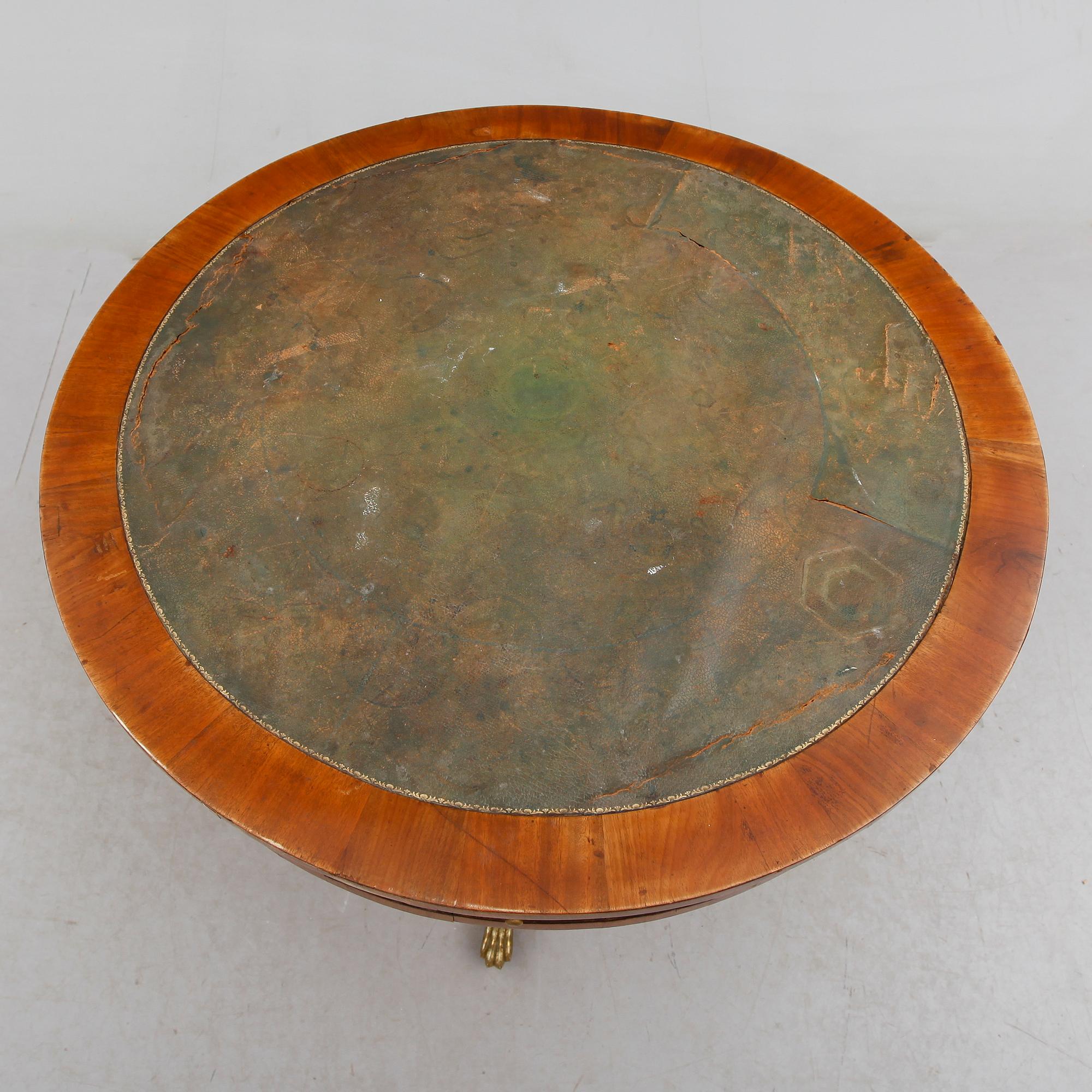 KARUSELLBORD, 1800-talets första hälft.