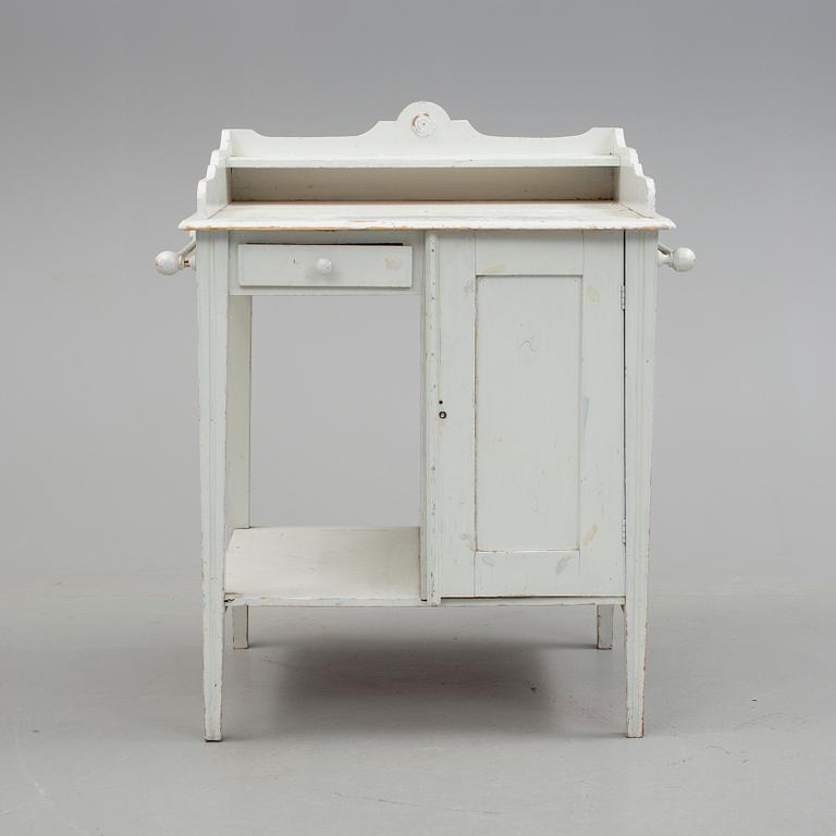 TOALETTBORD, 1900-talets början.