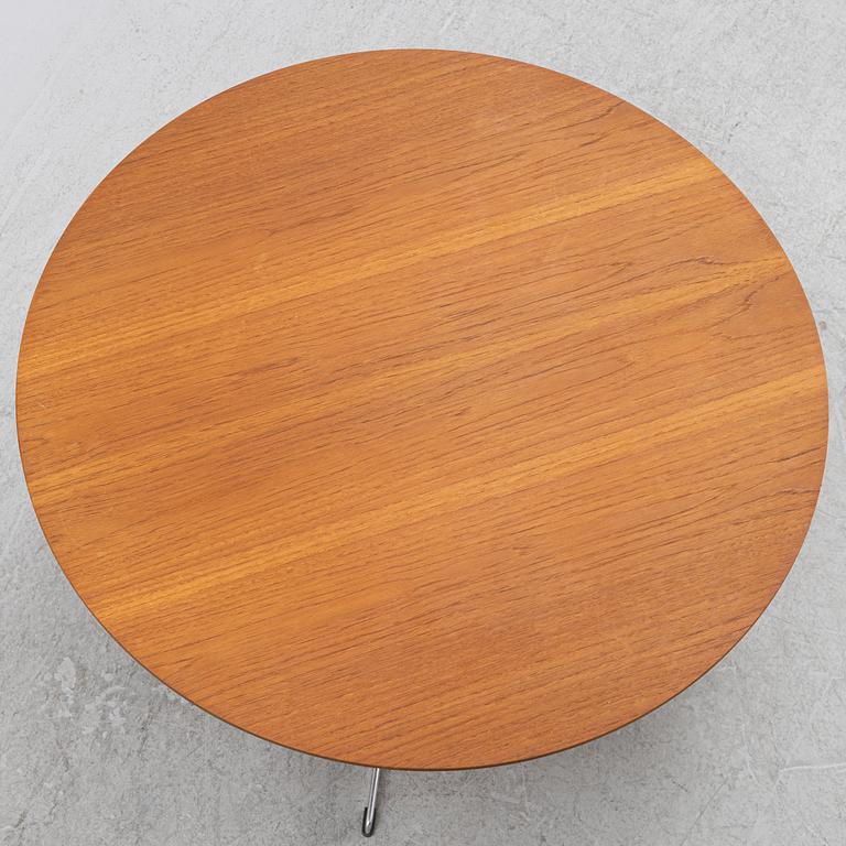 Arne Jacobsen, coffee table, Fritz Hansen, 1950s-60s.