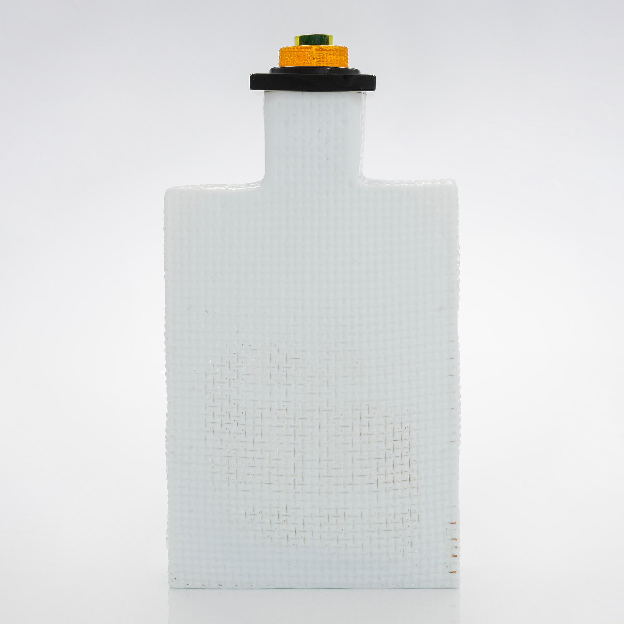 Markku Salo, veistos, "Kortteli", signeerattu Markku Salo Nuutajärvi 1995.