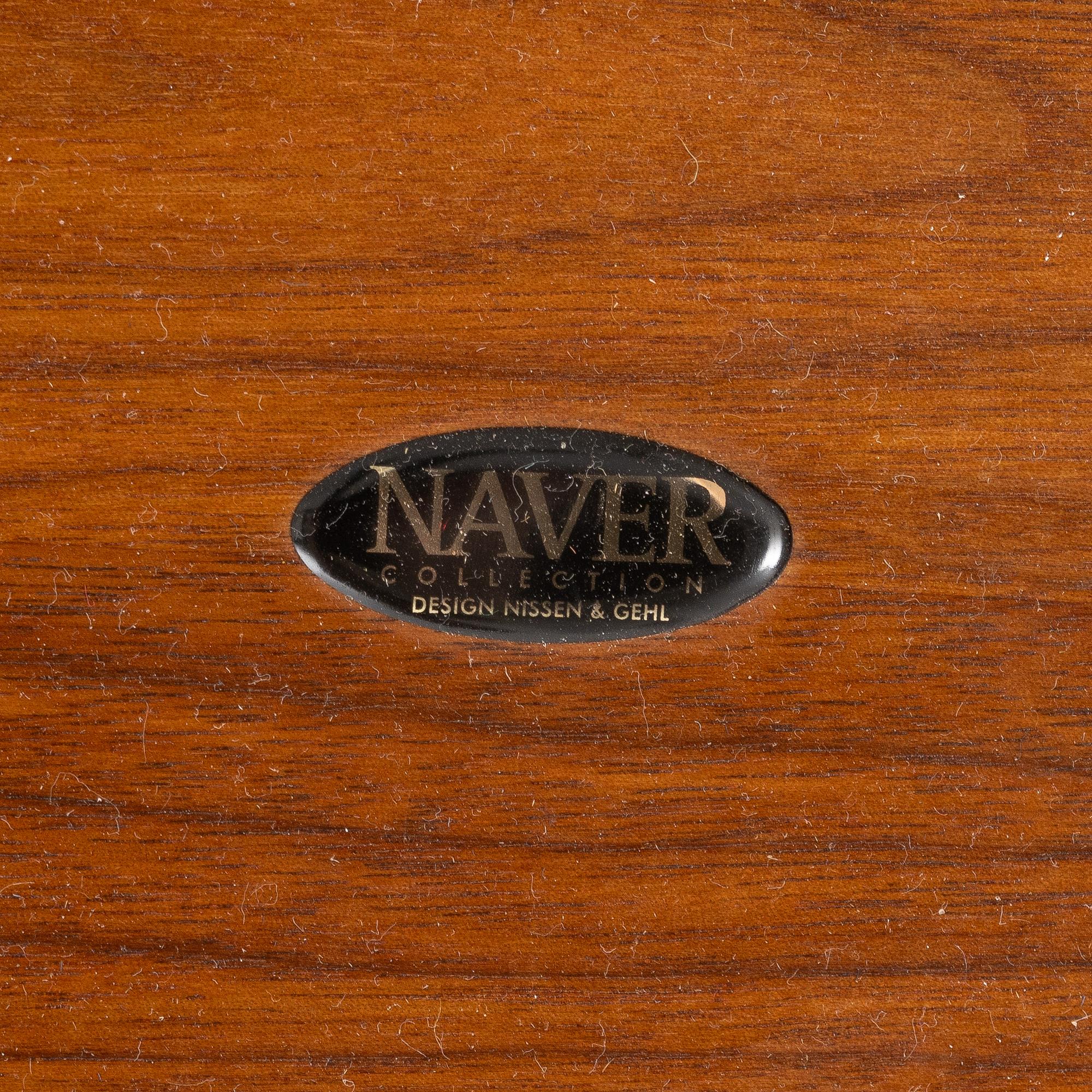 Nissen & Gehl, matbord, Naver Collection/Gramrode Möbelfabrik, Danmark, 2004.