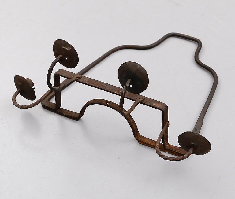 VÄGGLAMPETT, smide, 1700-tal.