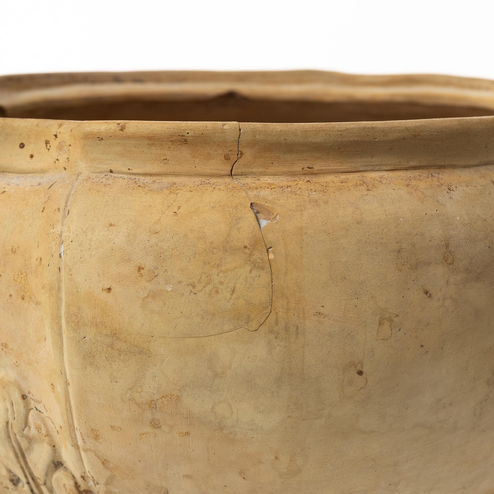 Terrin, oglaserat lergods, rokoko, 1700-tal.