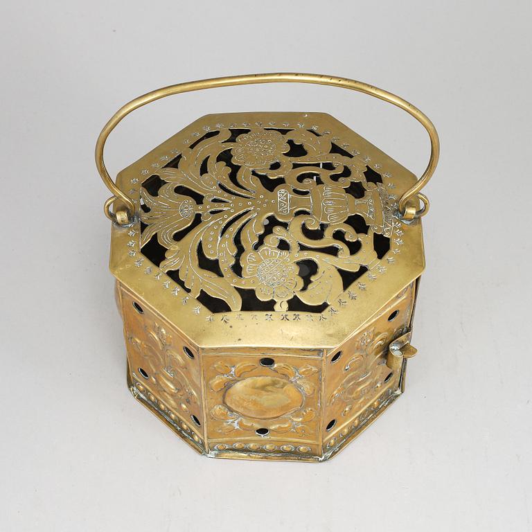 GLÖDBEHÅLLARE / FOTVÄRMARE, Barock, troligen Nederländerna, 1700-tal.