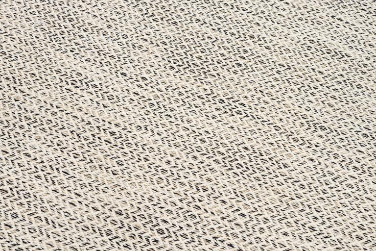 Matta, 390 x 240 cm., modern tillverkning.