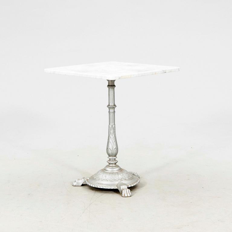 Cafébord Byarums bruk sent 1900-tal.