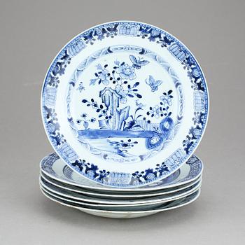 TALLRIKAR, 6 st, porslin, Qingdynastin, Qianlong (1736-95).