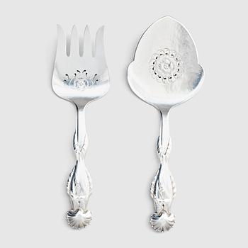 7. Georg Jensen, serveringsbestick för fisk, ett par, design nr 55, Jensen & Wendel, Köpenhamn 1945-54, sterling.