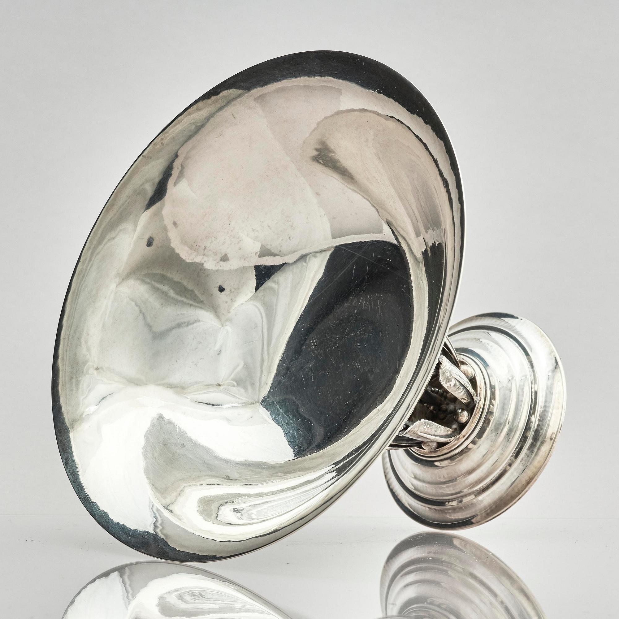 Georg Jensen, skål, sterling silver, modell nr 242, design Johan Rohde, Köpenhamn 1925-32.