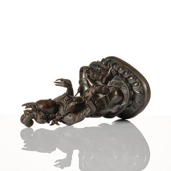 Krönt gudom, brons. Qingdynastin, 1700-tal.