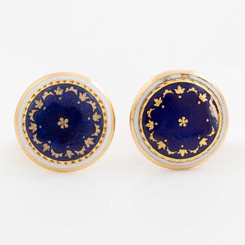 Manschettknappar, ett par, 18K guld med emalj, 1800-tal.
