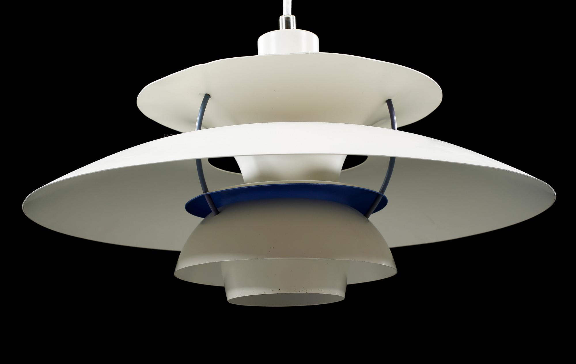 TAKLAMPA, "PH-lampa" design Poul Henningsen för Louis Poulsen, 1900-talets fjärde kvartal. Diameter 50 cm.