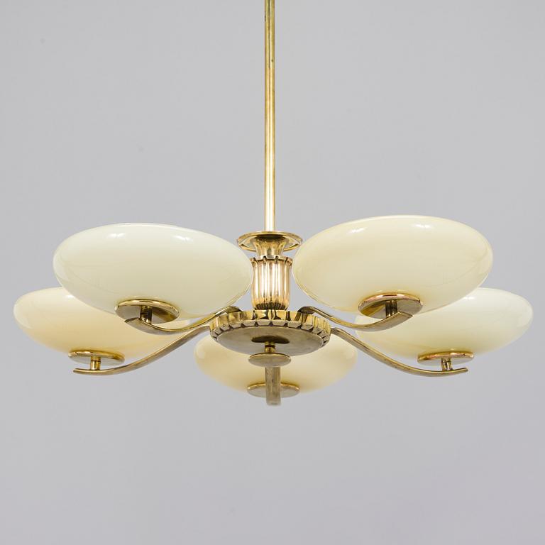 Paavo Tynell, A 1930's chandelier for Taito.