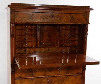 CHIFFONJÉ, nyrenässans, 1800-talets slut.