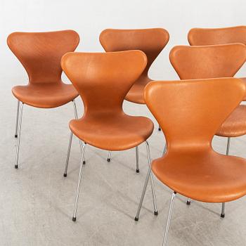 Arne Jacobsen a set of six Sjuan chairs, for Fritz Hansen Denmark, later part of the 20th century.