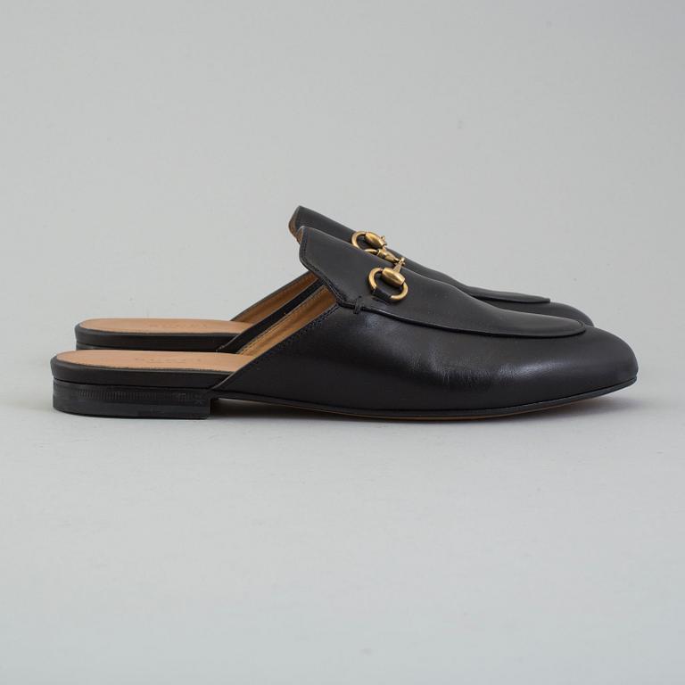 SHOES Gucci, size 39,5.