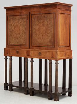 SKÅP, nyklassicism, tidigt 1900-tal.