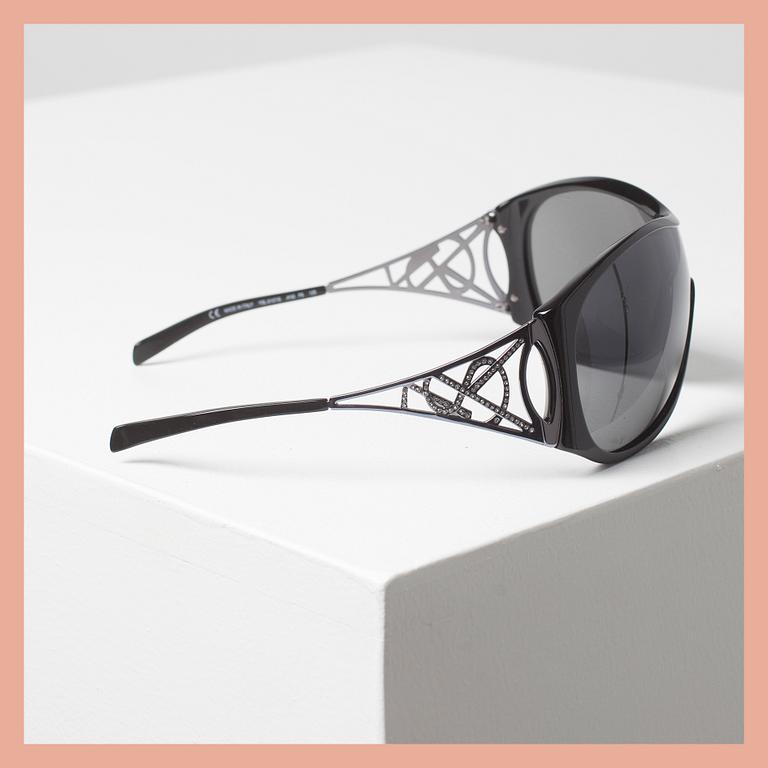 SOLGLASÖGON, Yves Saint Laurent.