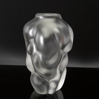 PER B SUNDBERG, a signed Orrefors glass vase, model. 1996.