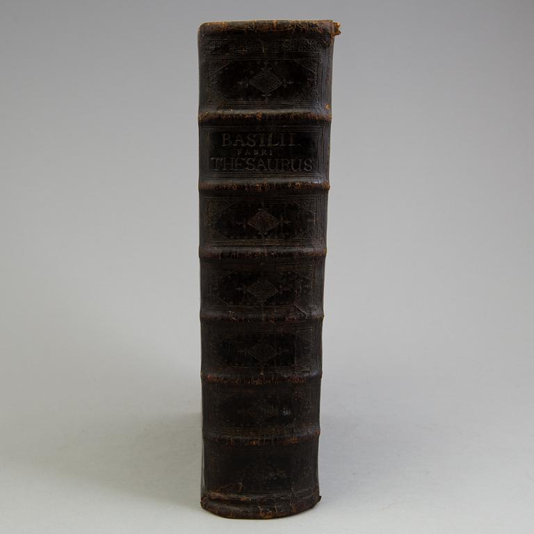 A book, Basilius Faber: Thesaurus Eruditionis Scholasticae. Lipsiae 1686.