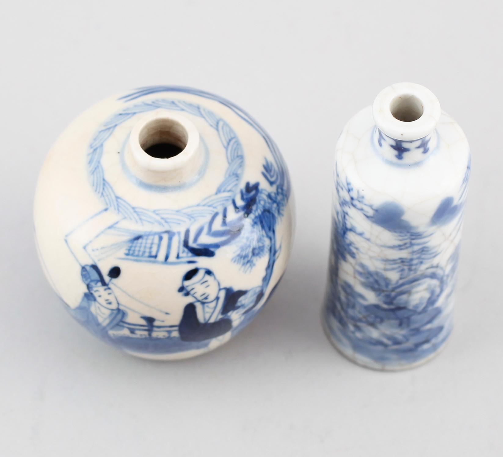 VAS OCH SNUSFLASKA, porslin, Kina, 1800-/1900-tal.