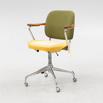 Axel Larsson, & Sven Carlsöö, skrivbordsstol, Verkstads AB Lindqvist i Motala, 1960-tal.