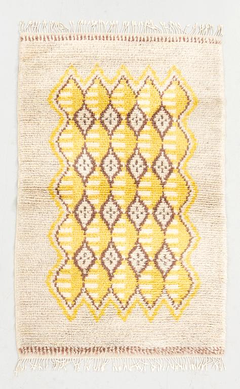 Matta rya 1900-talets mitt ca 170x114 cm.