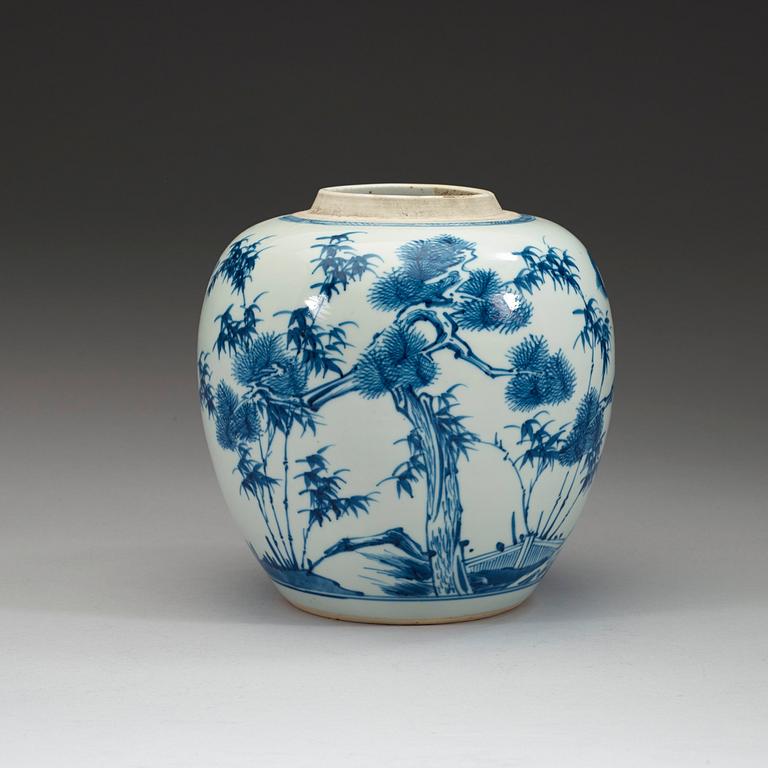 A blue and white jar, Qing dynasty 18th century.