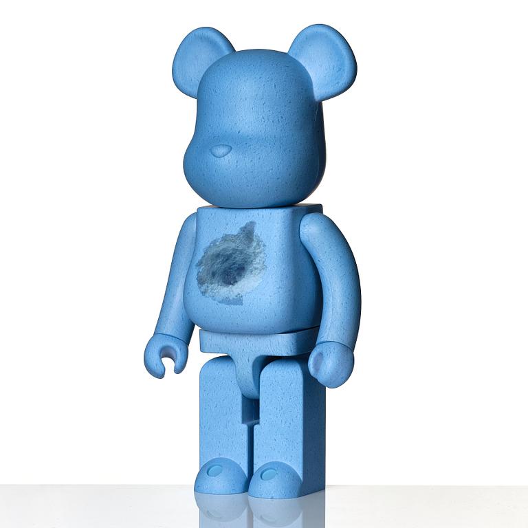 "1000% Bearbrick Snarkitecture X Blackrainbow Blue Edition".