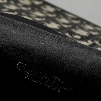 HANDVÄSKA, SKÄRP samt LÅS, Christian Dior, Paris.