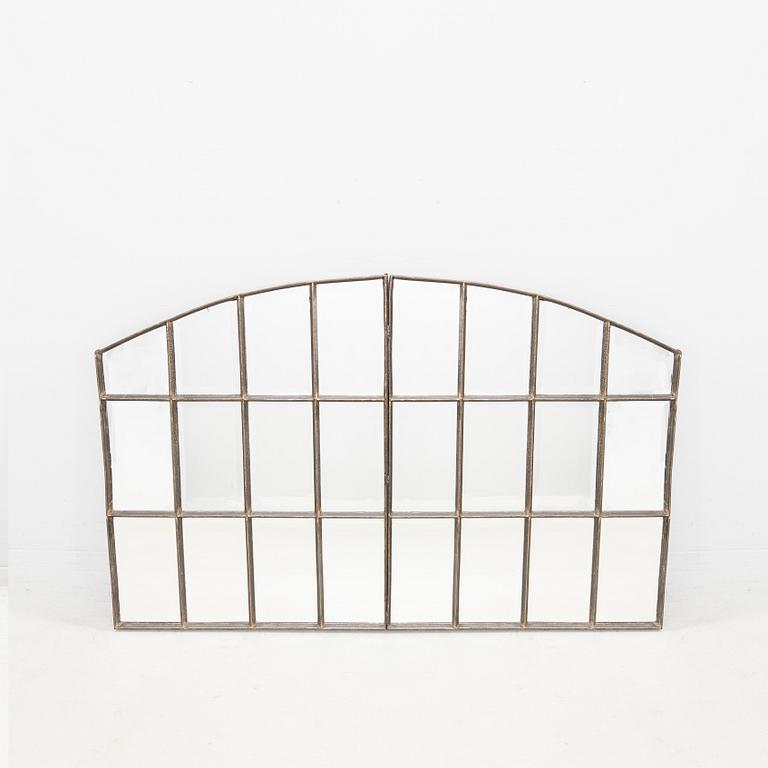 Spegel, modern tillverkning.