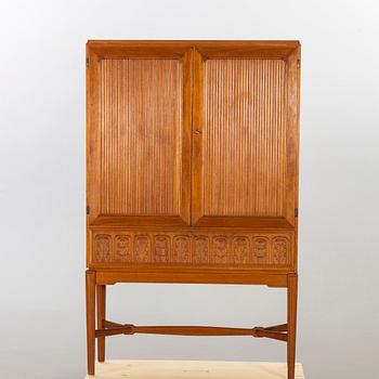 CABINET, Hjalmar Wikström Möbelsnickare, Stockholm, 1920-/1930-tal. Attributed to Carl Malmsten.