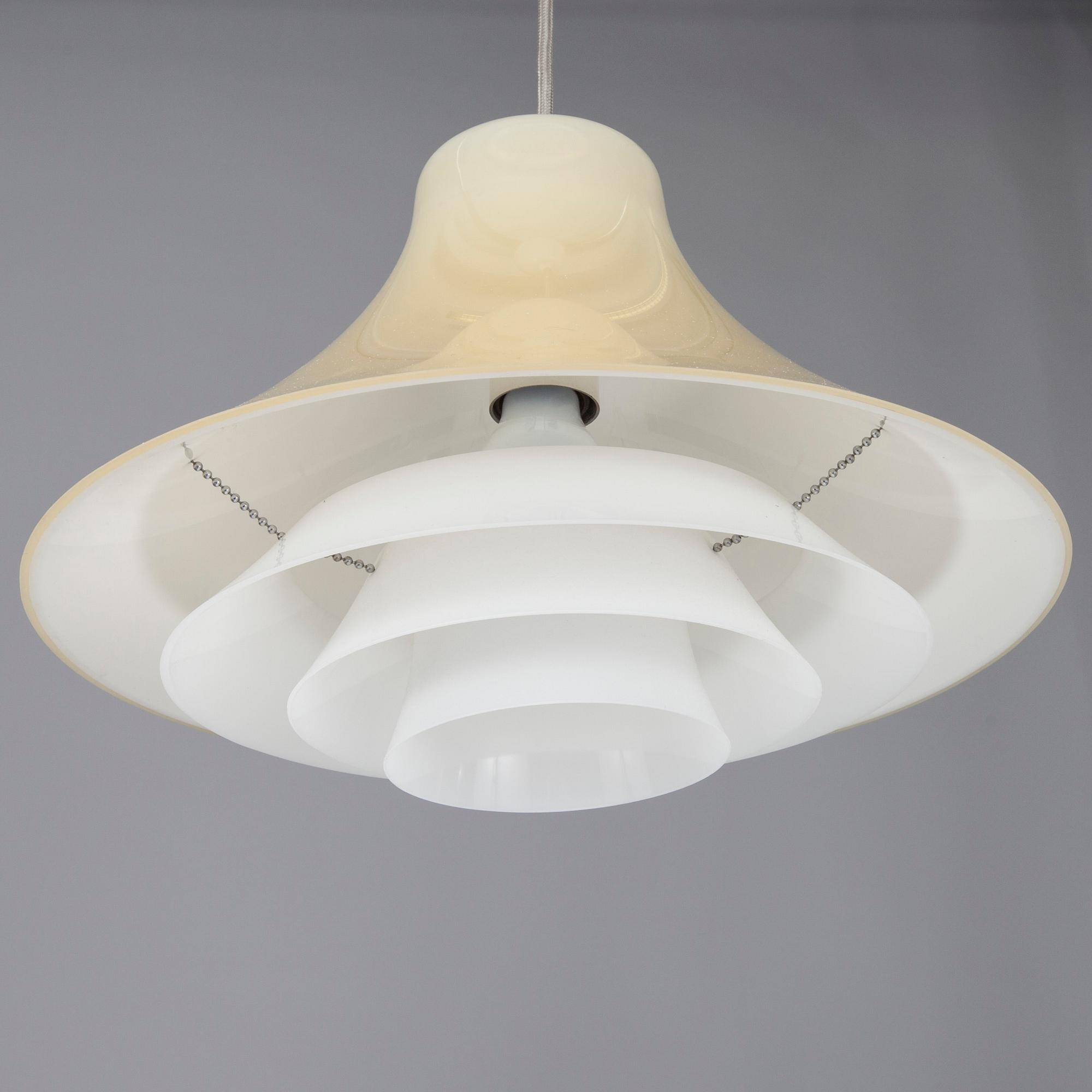 TAKLAMPA, 1960-tal. Höjd 60 cm.