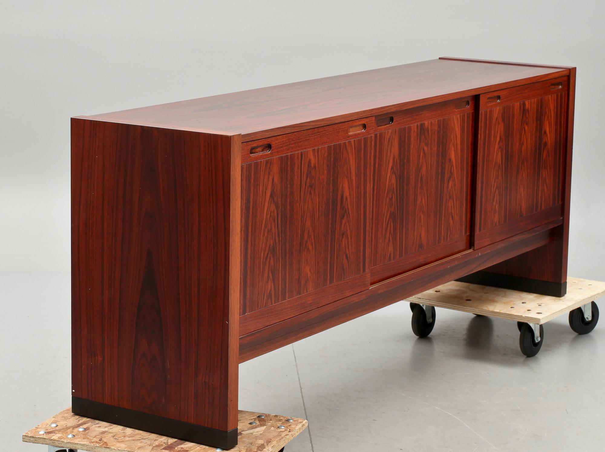 SIDEBOARD, 1960-tal.