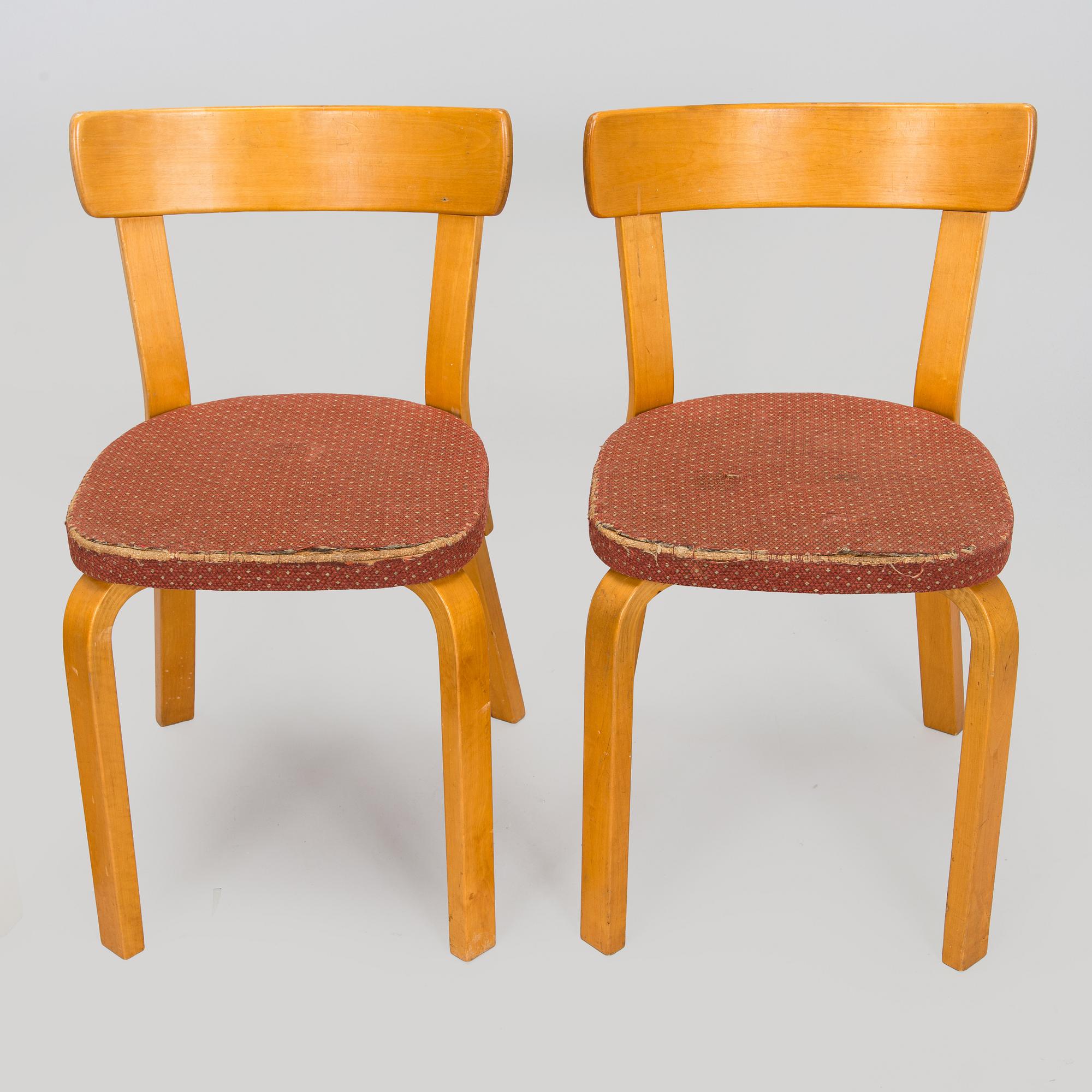 Alvar Aalto, tuolipari malli 69 ja jakkara malli 60, O.Y. Huonekalu- ja Rakennustyötehdas A.B. 1900-luvun puoliväli.