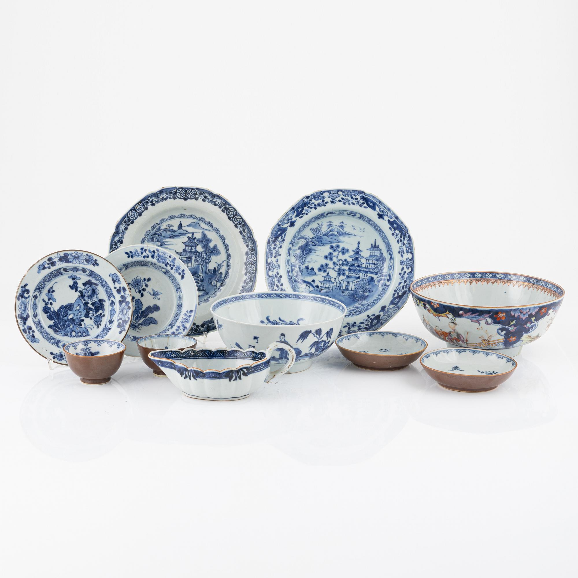 Nine porcelain pieces, China, Qing dynasty, 18th-19th century.
