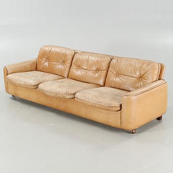 A sofa by Vatne Möbler, Norway, from the latter half of the 20th century.