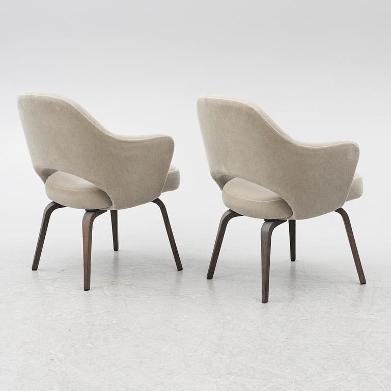 Eero Saarinen, chairs, a pair, "Executive Side Chair", Knoll, 21st century.