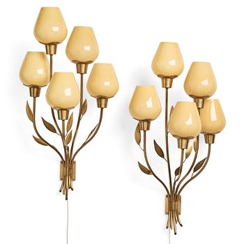 325. Swedish Modern, a pair of wall lamps, 1940s-50s.