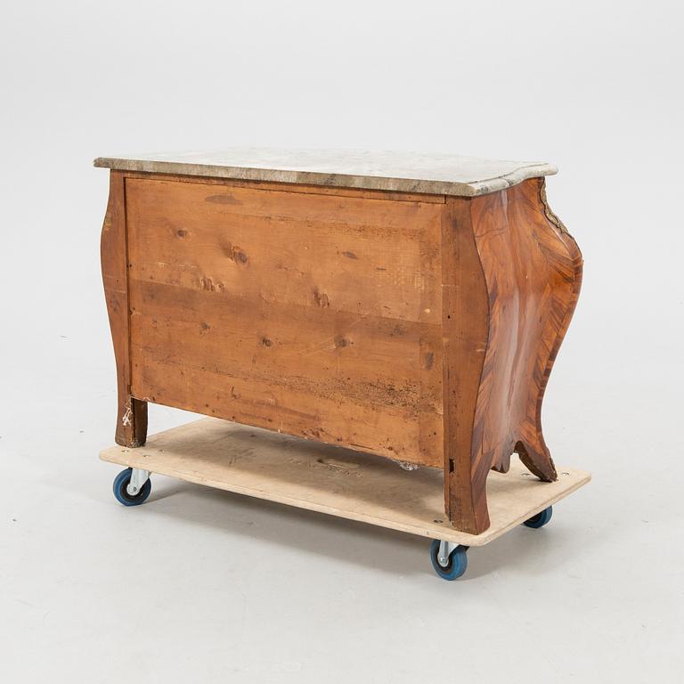 Cabinet Rococo, mid-18th century.